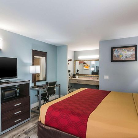 Econo Lodge Hesperia - Victorville I-15 Luaran gambar